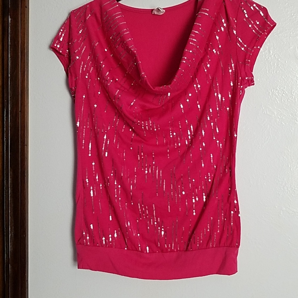 Pink top with Sequin decorations "
